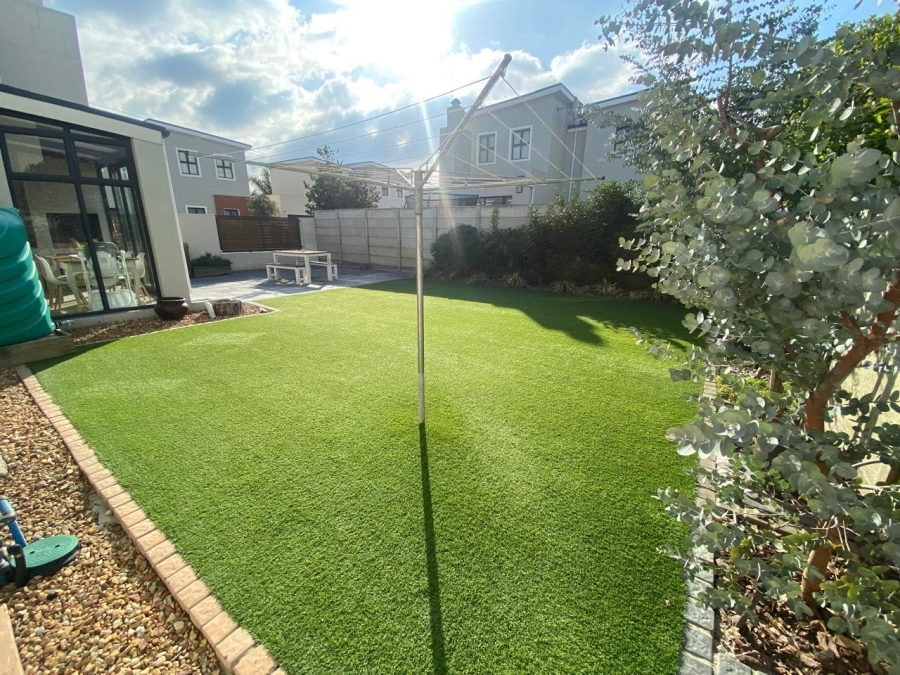To Let 3 Bedroom Property for Rent in Brackenfell Central Western Cape